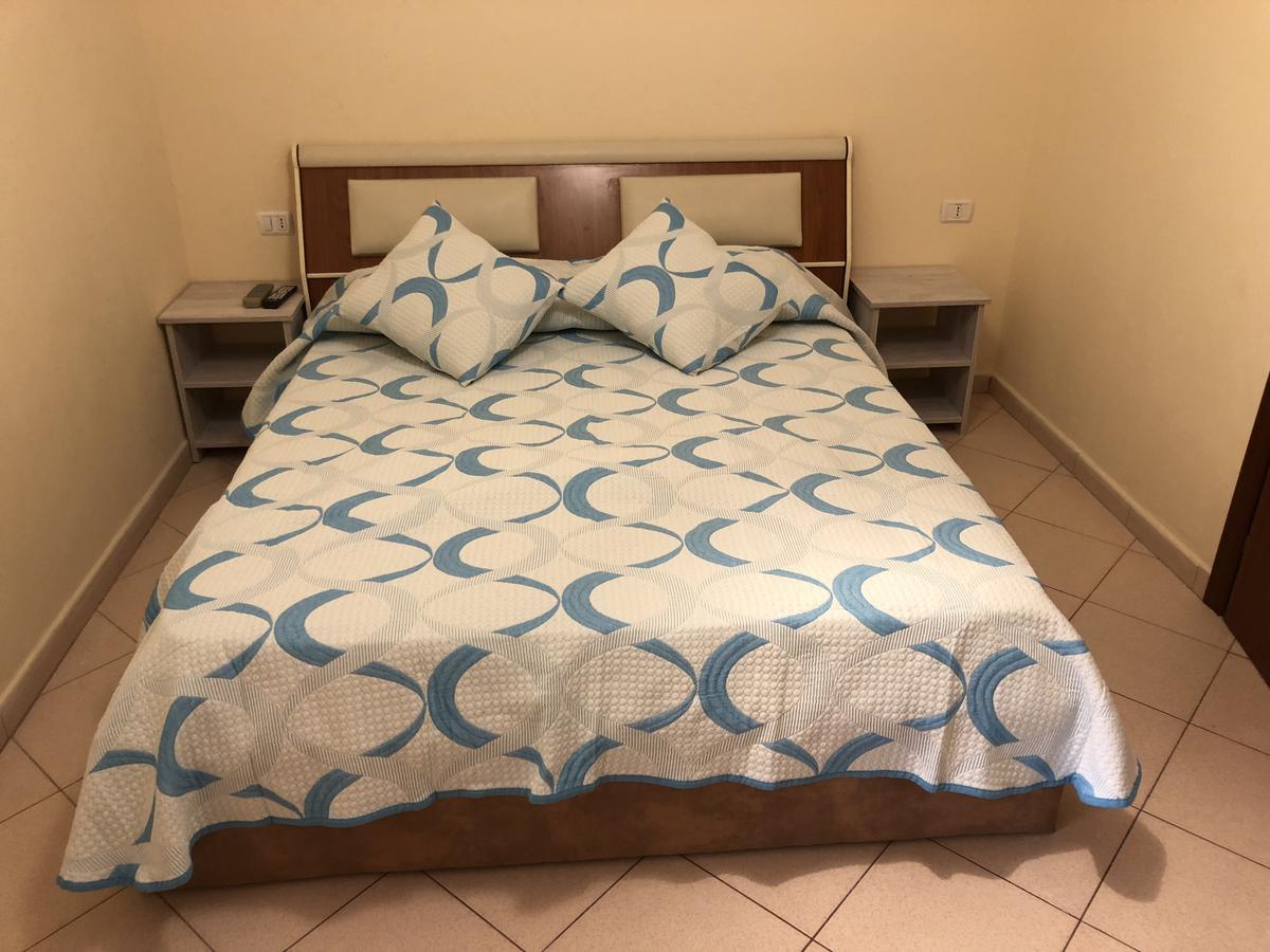 Double Room With Terrace 格勒姆 外观 照片