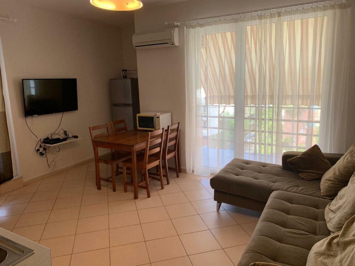 Double Room With Terrace 格勒姆 外观 照片